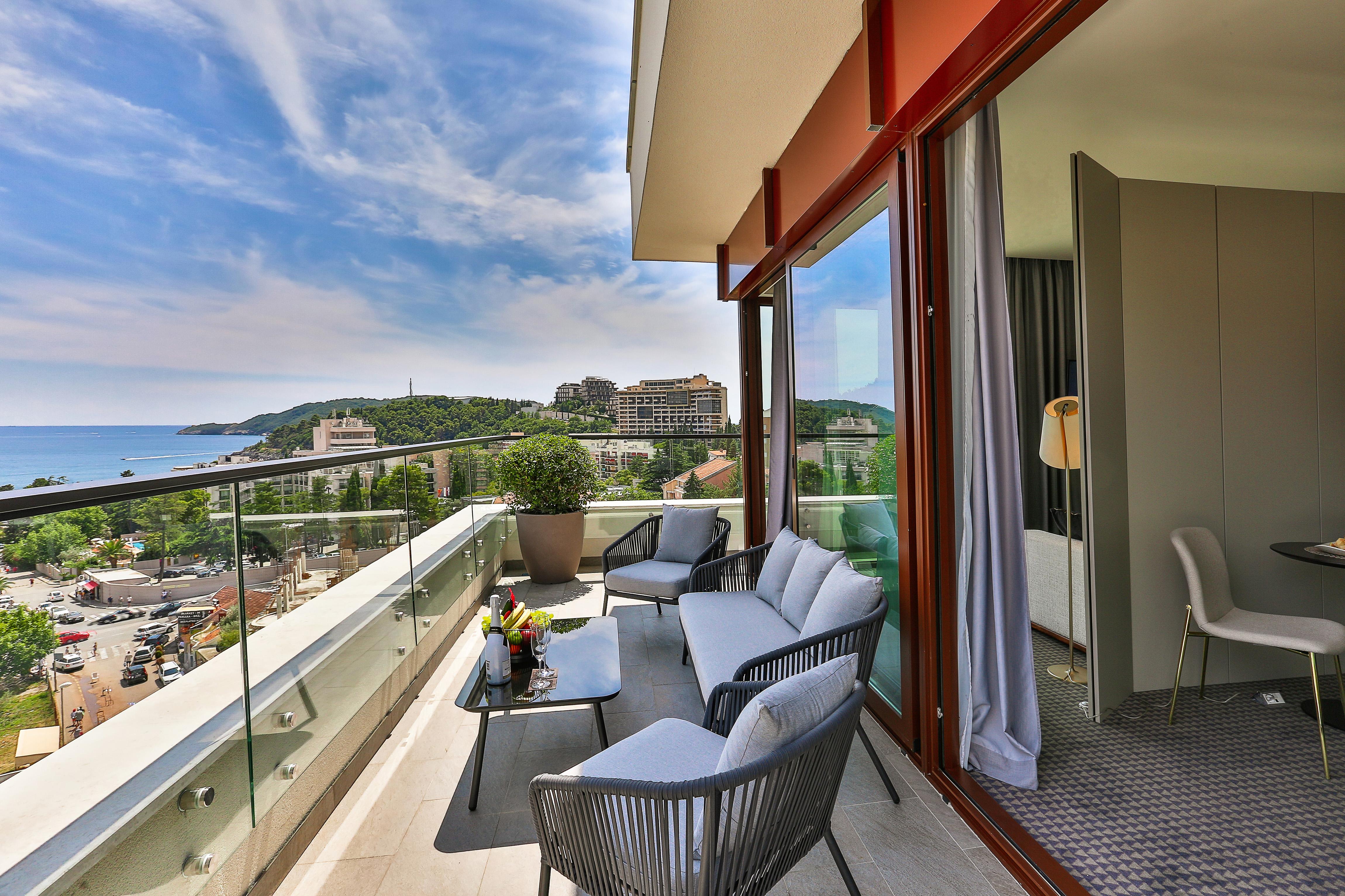 Hotel Kalos Budva Eksteriør billede