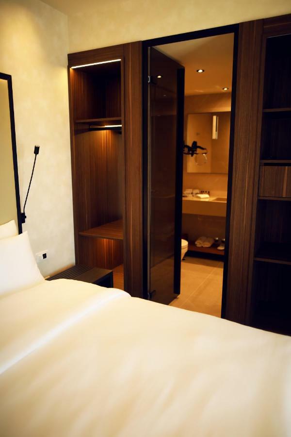 Hotel Kalos Budva Eksteriør billede